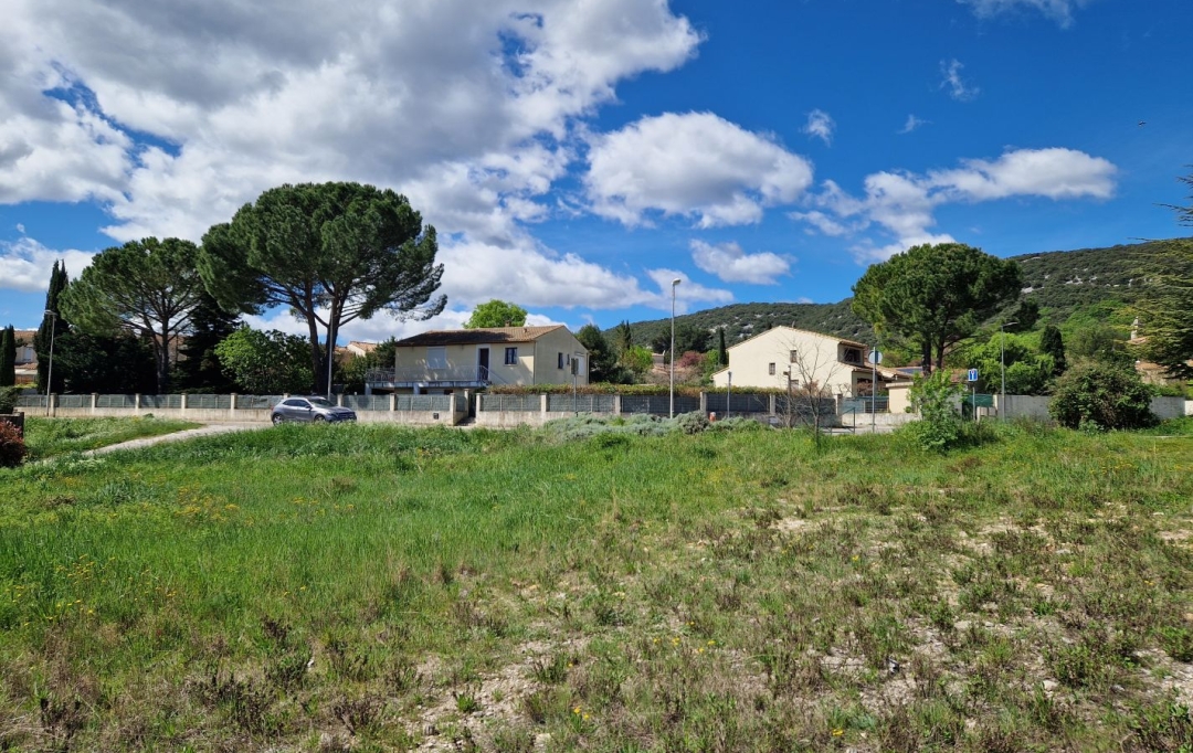 PAVLOVA IMMOBILIER : Ground | VAILHAUQUES (34570) | 310 m2 | 174 500 € 